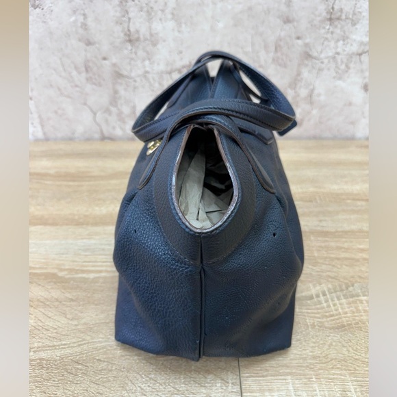 Louis Vuitton Mahina Cirrus PM Hobo Black Leather Gold Hardware AR0161 Authentic - Picture 4 of 17